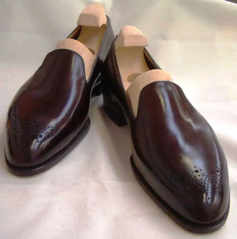 Gaziano & Girling bespoke shoes whole cut loafers