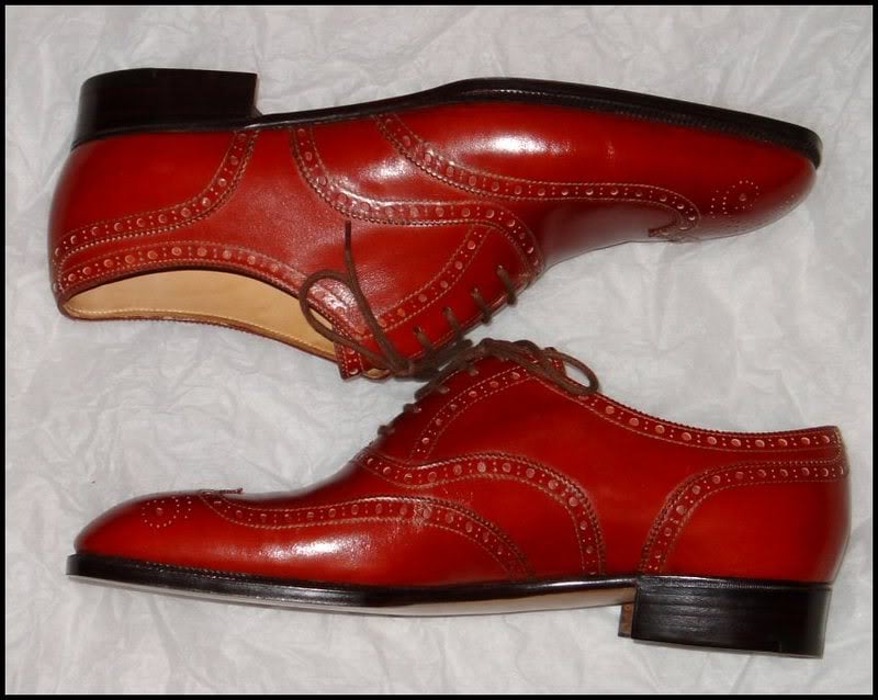 Red Brogues by Dimitri Gomez Bottier