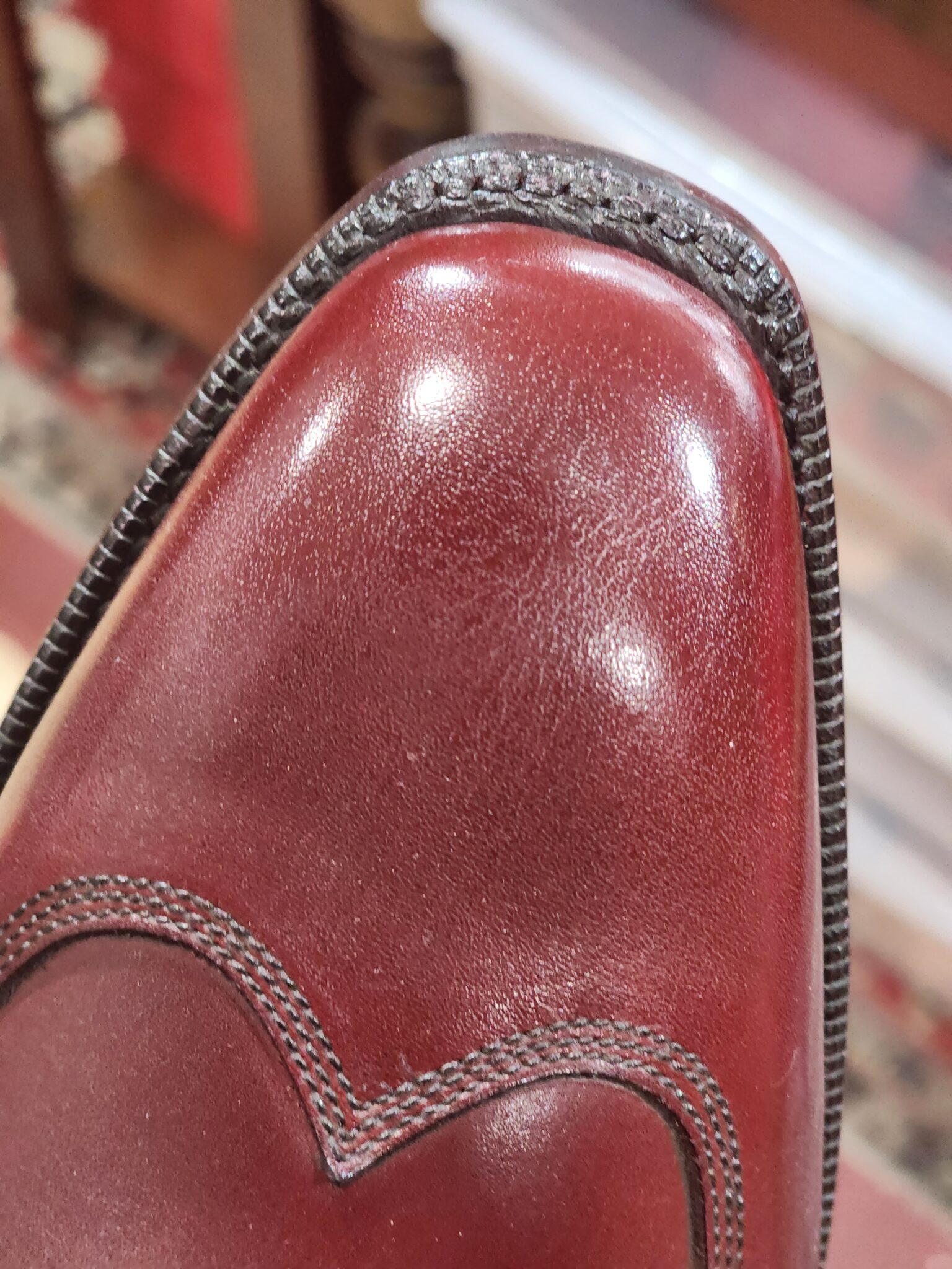 What Is A Mirror Shine?