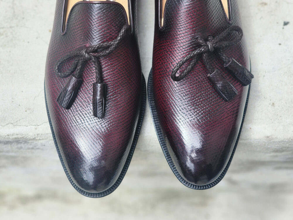 Yeossal's Hatchgrain Loafer