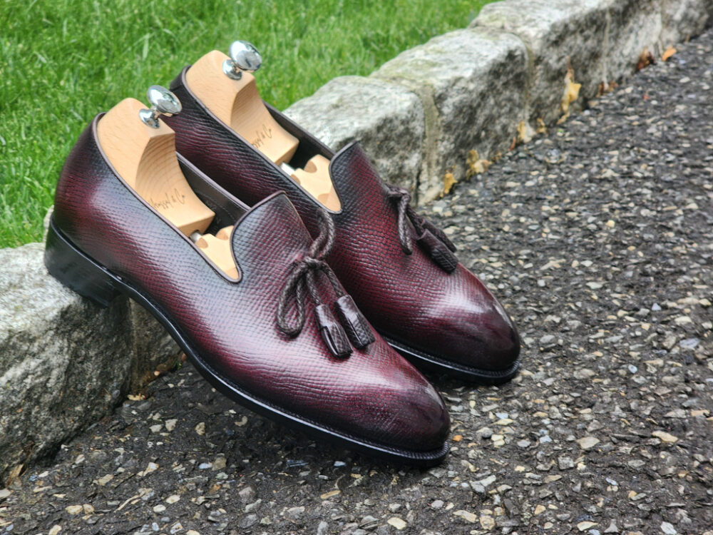 Wholecut String loafers by Yeossal