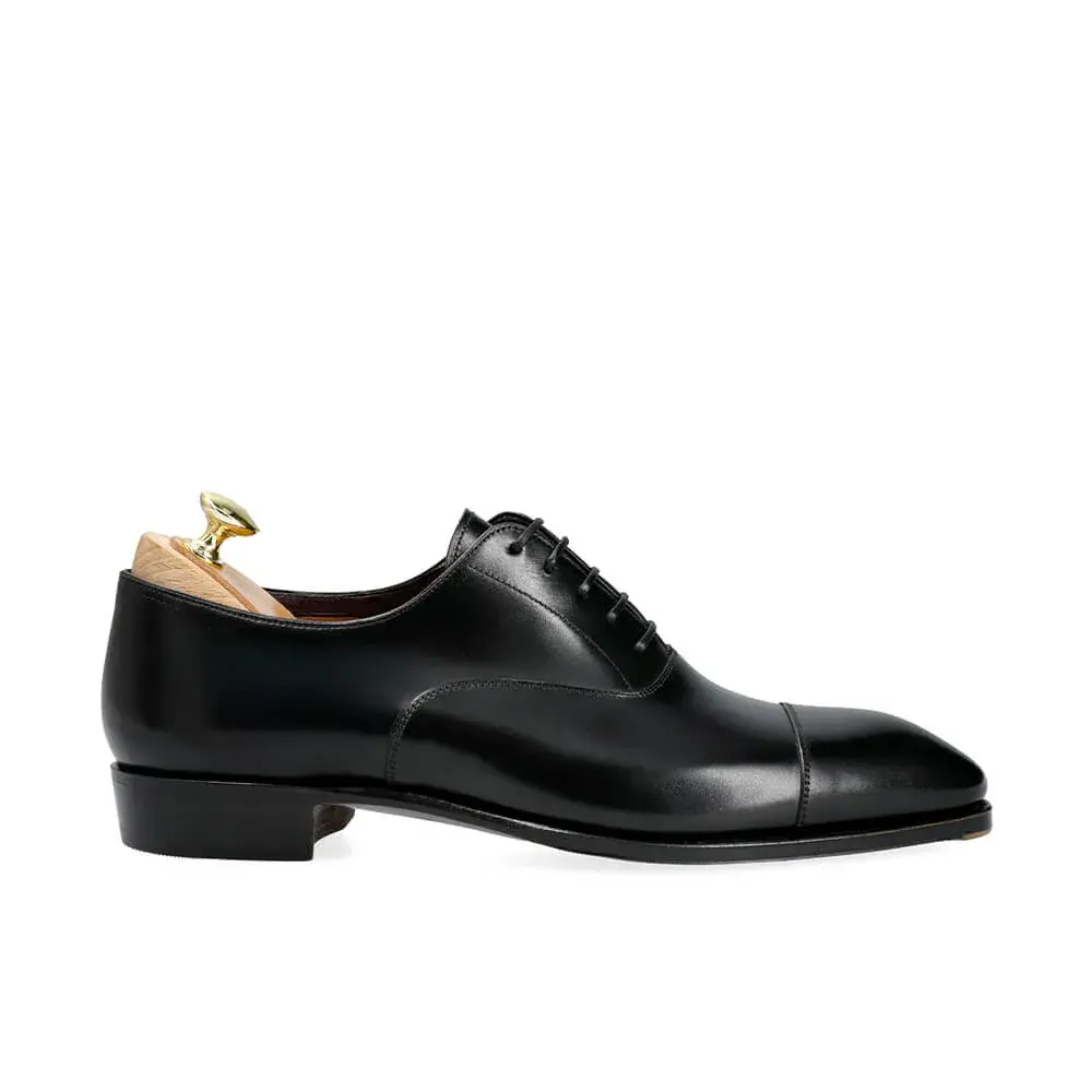 black oxfords Carmina Albaladejo Collection