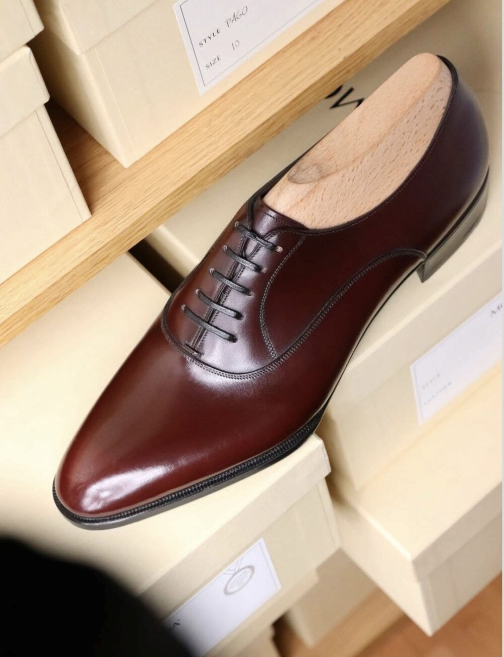 an exquisite pair of rich brown oxfords by Louis Lampertsdörfer