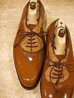 Yet Another Japanese Shoemaker - Kunai Atsushi
